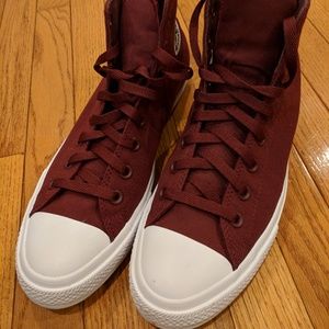 Converse Chuck 2's